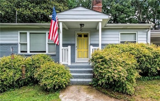 1609 Normandy Ln, Winston Salem, NC 27103