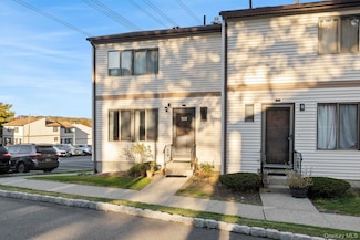 505 Country Club Ln Unit 505, Pomona, NY 10970