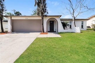 9135 Richwood Ln, Port Richey, FL 34668