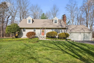 95 Ridgewood Rd, Ridgefield, CT 06877