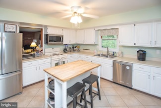 1107 Jarvis Ln, Lansdale, PA 19446