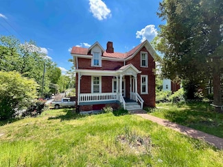 500 Ridge St, Charlottesville, VA 22902