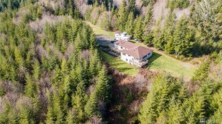 37 Bibs Ln, Hoquiam, WA 98550