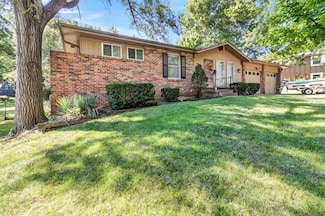 10605 W 97th St, Overland Park, KS 66214