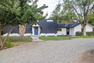 11780 E Sierra Ave, Clovis, CA 93619