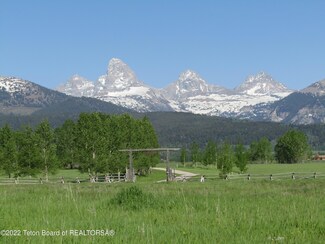 4634 N 1500 E, Tetonia, ID 83452