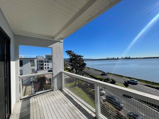 2 Anchor Dr Unit 498, Emeryville, CA 94608
