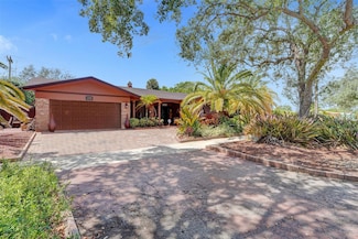 2116 NE 62nd St, Fort Lauderdale, FL 33308