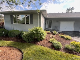 5861 Goodrich Rd Unit 6D, Clarence Center, NY 14032