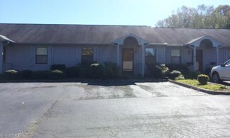 1608 Windsong Ct, Winston Salem, NC 27127