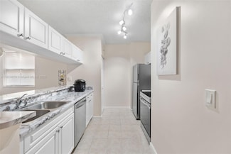 17145 N Bay Rd Unit 4212, Sunny Isles Beach, FL 33160