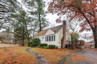 15 Boyden Dr, Foxboro, MA 02035