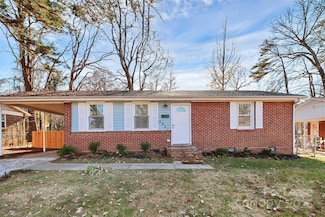 2921 Ravencroft Dr, Charlotte, NC 28208