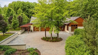 20545 Linden Rd, Excelsior, MN 55331