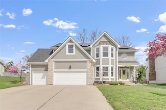 4121 NE Courtney Dr, Lees Summit, MO 64064