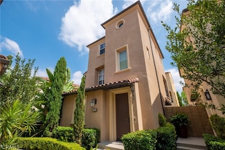 118 Strawberry Grove, Irvine, CA 92620