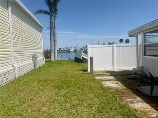 2858 Trinidad Way, Palmetto, FL 34221