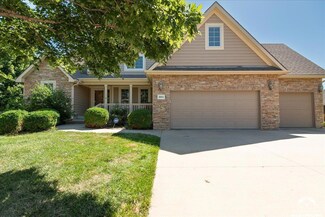 1004 New Boston Ct, Lawrence, KS 66049