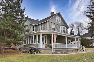 5184 Saint Paul Blvd Unit Left, Rochester, NY 14617