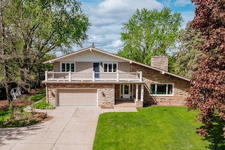 3615 Ventura Cir, Brookfield, WI 53045