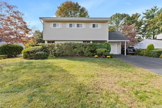 12 Jennifer Ln, Hartsdale, NY 10530