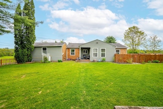 206 Sebago Lake Rd, Gorham, ME 04038