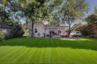 504 Jefferson St, Hillsboro, TX 76645