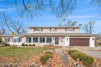 3510 Inverary Dr, Lansing, MI 48911
