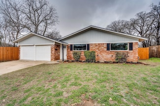 4745 Shady Hill Dr Unit N, Forest Hill, TX 76119