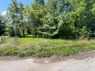 1448 1st St SE, Linton, IN 47441