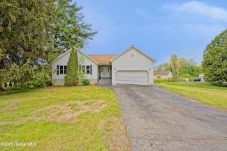 2188 Lynn St, Schenectady, NY 12306