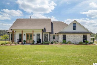 406 Pelican Grove Dr, Calhoun, LA 71225