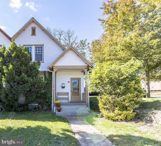 1 Township Line Rd, Jenkintown, PA 19046