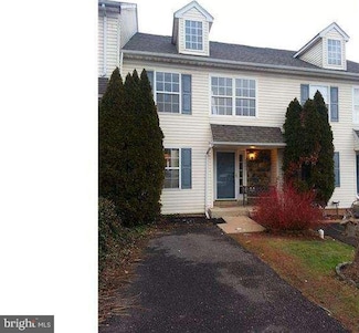 4666 Louise Saint Claire Dr, Doylestown, PA 18902