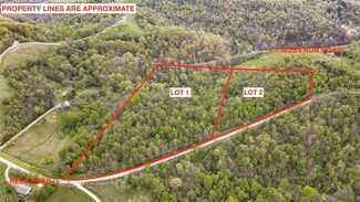 2 Moss Run Rd, Marietta, OH 45750