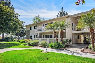 15 Via Castilla Unit T, Laguna Woods, CA 92637