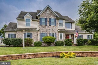 109 S Larkspur Dr, Palmyra, PA 17078