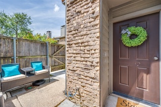 14800 Enterprise Dr Unit 4, Farmers Branch, TX 75234