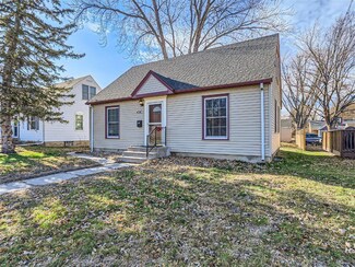 4547 Vincent Ave N, Minneapolis, MN 55412