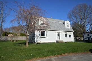 2 Justin St, Warren, RI 02885