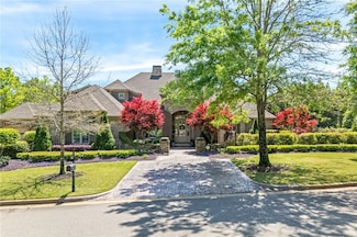 2132 E Lake Blvd, Auburn, AL 36830