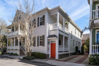 15 Menotti St, Charleston, SC 29401