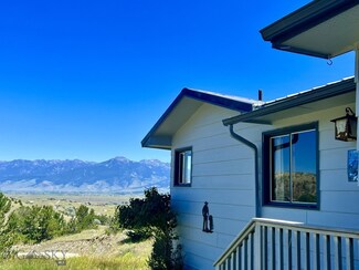 19 Gemini Rd, Emigrant, MT 59027