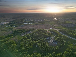 8464 Long Meadow Ct, West Des Moines, IA 50266