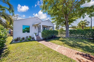 1556 Jefferson St, Hollywood, FL 33020