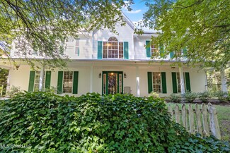 1195 Fogg Rd, Nesbit, MS 38651