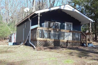 516 Pine Ridge Rd, Saylorsburg, PA 18353
