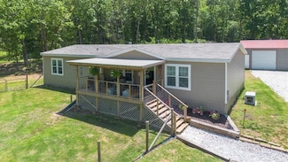 14206 Parker Branch Rd, West Fork, AR 72774