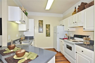 4305 Paxton Ln SW Unit 215, Lilburn, GA 30047