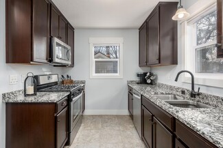 1148 Hubbard Ave, Saint Paul, MN 55104
